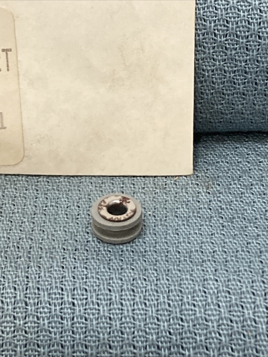 NEW ACDELCO/GM 25017001 BUSHING, SPEEDOMETER