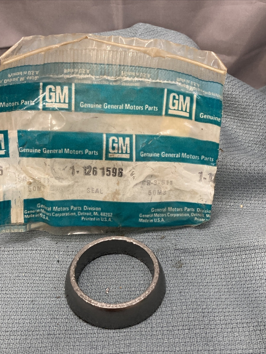 NEW GENUINE GM 1261596 EXHAUST PIPE FLANGE GASKET GR 3.611