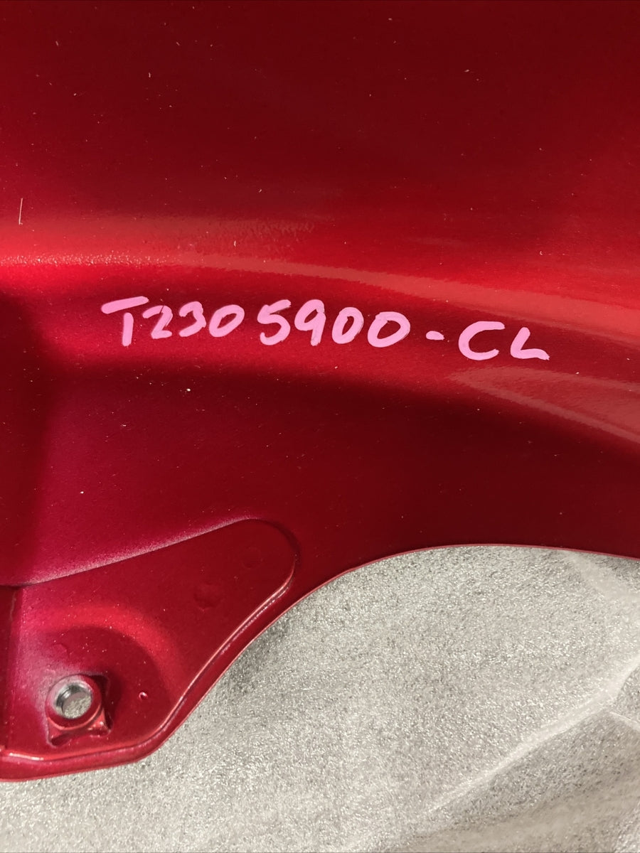 NEW GENUINE VICTORY TRIUMPH 2305900-CL MUDGARD ASSEMBLY, FRONT PAINTED CARDINAL