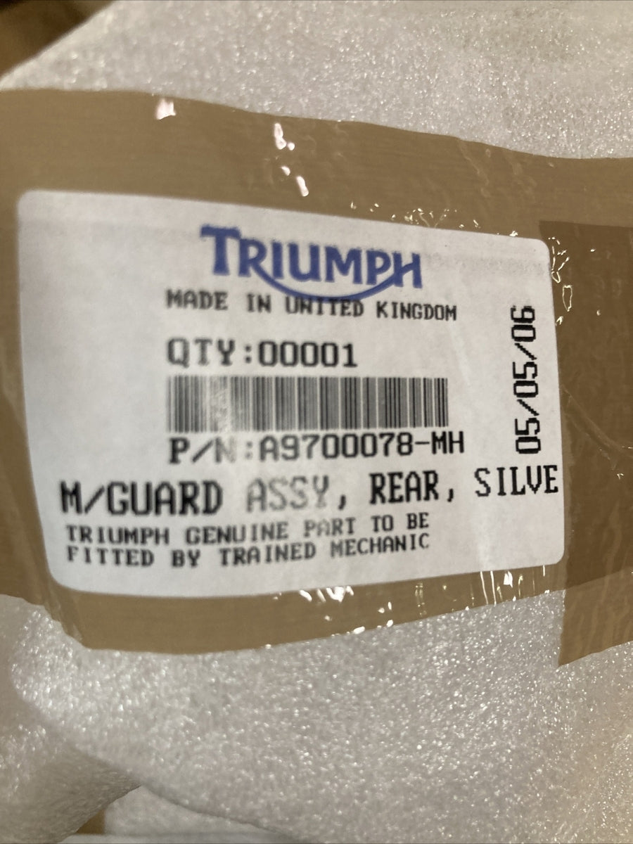 NEW GENUINE VICTORY A9700078-MH M/GUARD ASSEMBLY, REAR, SILVER