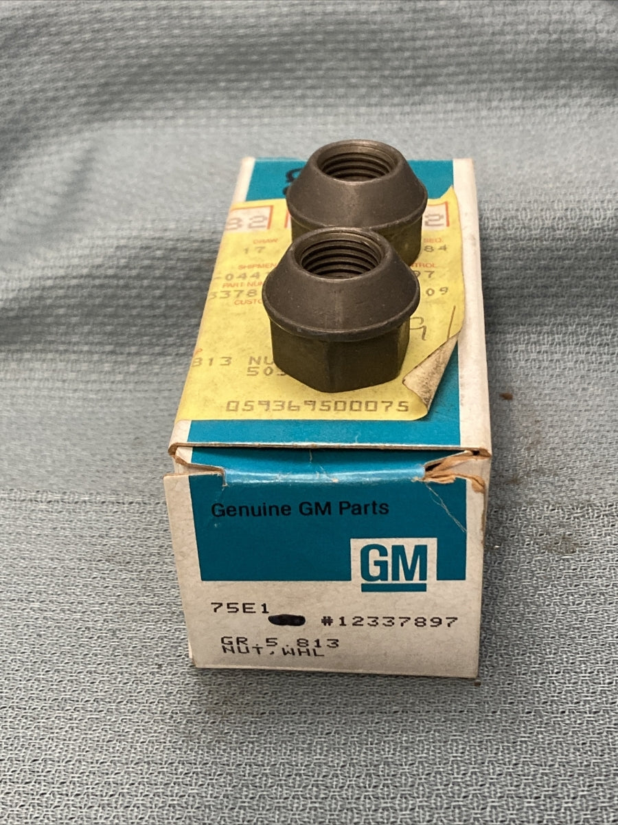 QTY 2 NEW GENUINE GM 12337897 NUT, WHEEL GR 5.813