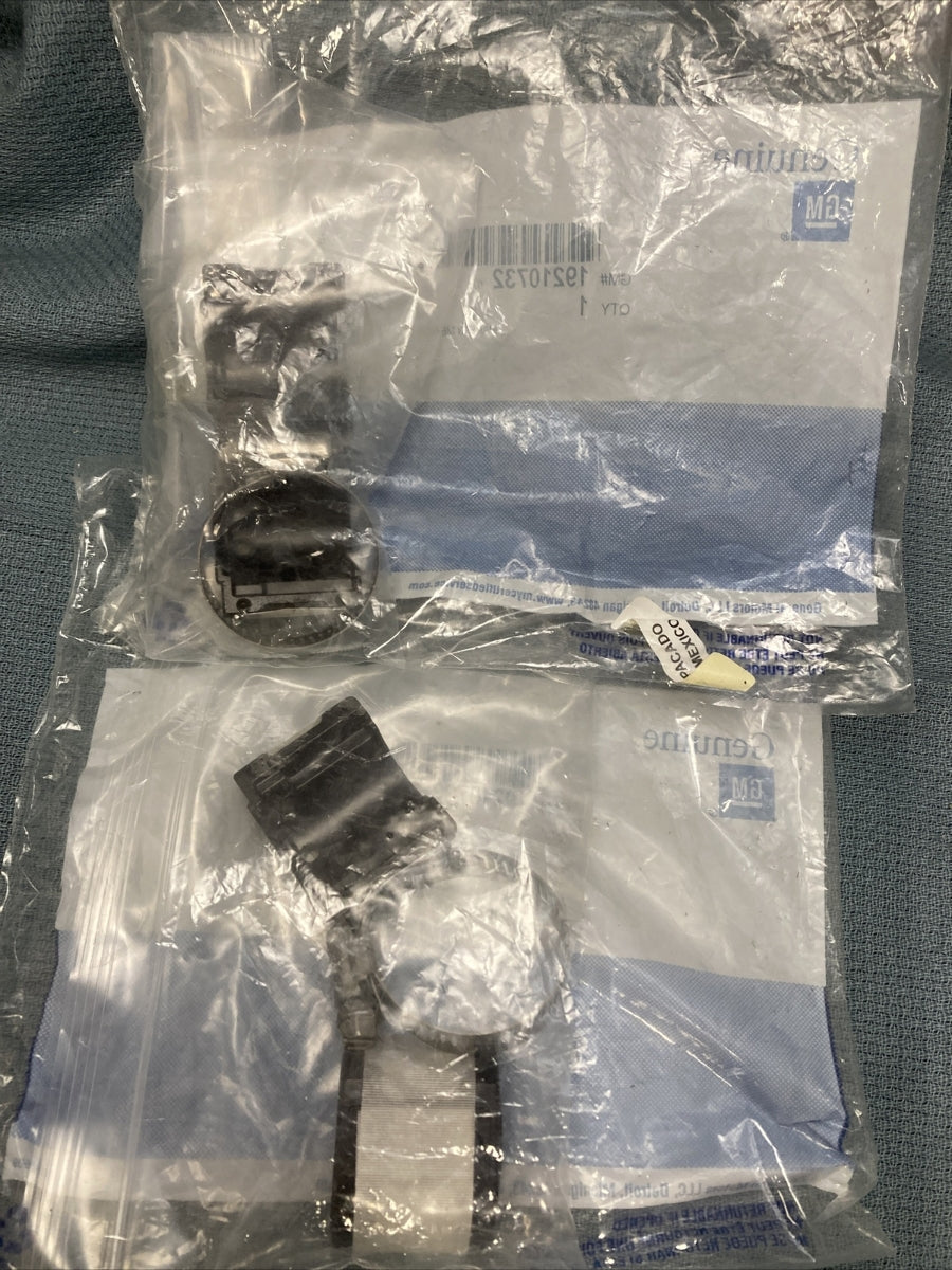 QTY 2 NEW GENUINE GM 19210732 CABLE KIT AUTO TRANS RANGE SELECTOR LEVER GR 4.047
