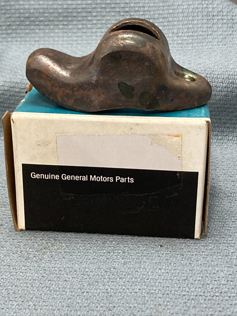 NEW GENUINE GM 22505583 ARM, VALVE ROCKER 1982-1990 GR 0.333