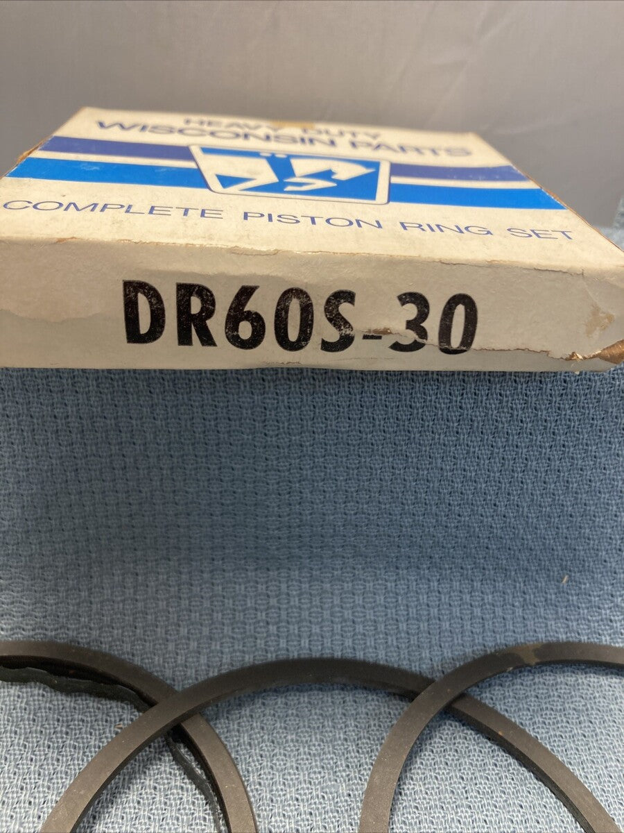 NEW TELEDYNE WISCONSIN DR60S-30 PISTON RING SET