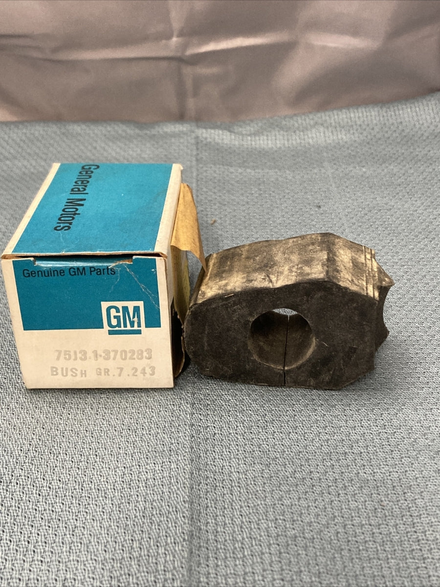 NEW GENUINE GM 370283 STABILIZER BAR BUSHING GR 7.243