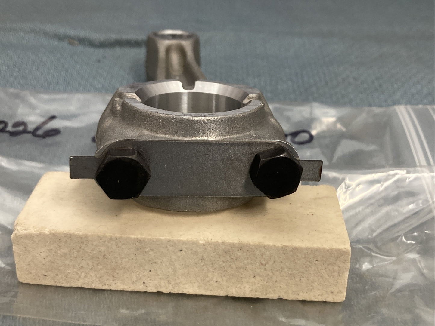 NEW SUBARU ROBIN 226-225-0300 CONNECTING ROD