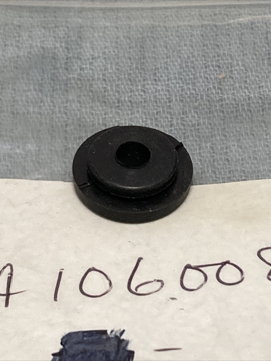 NEW ROBIN SUBARU 024-10600-80 GROMMET