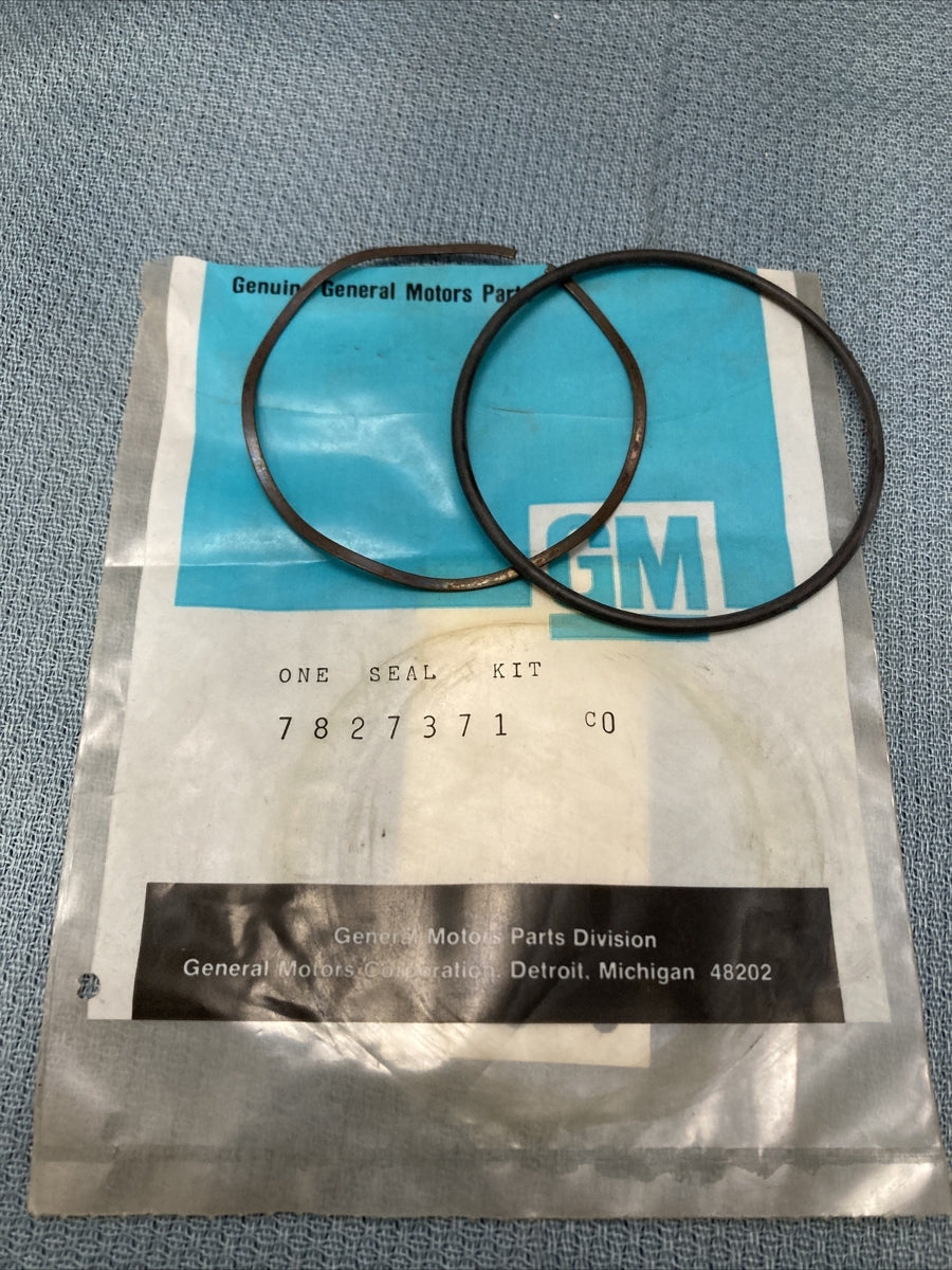 NEW GENUINE GM 7827371 SEAL KIT, HOUSING SIDE COVER
