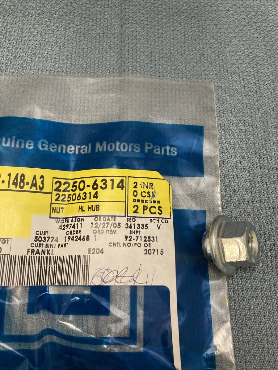 NEW GENUINE GM 22506314 WHEEL LUG NUT