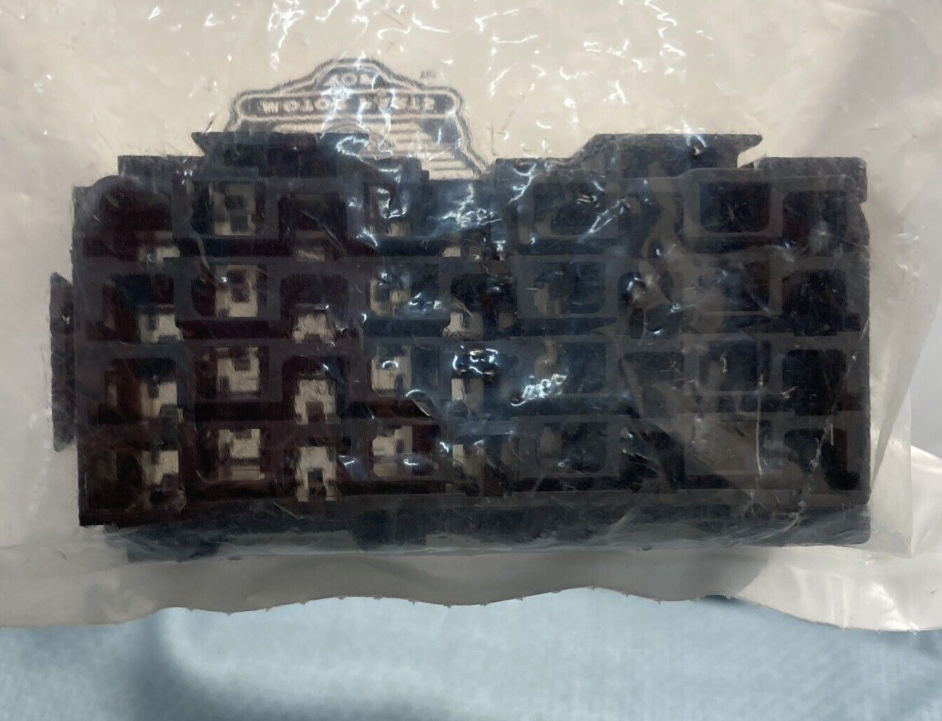 NEW HARLEY DAVIDSON 72204-04 FUSE/RELAY BLOCK