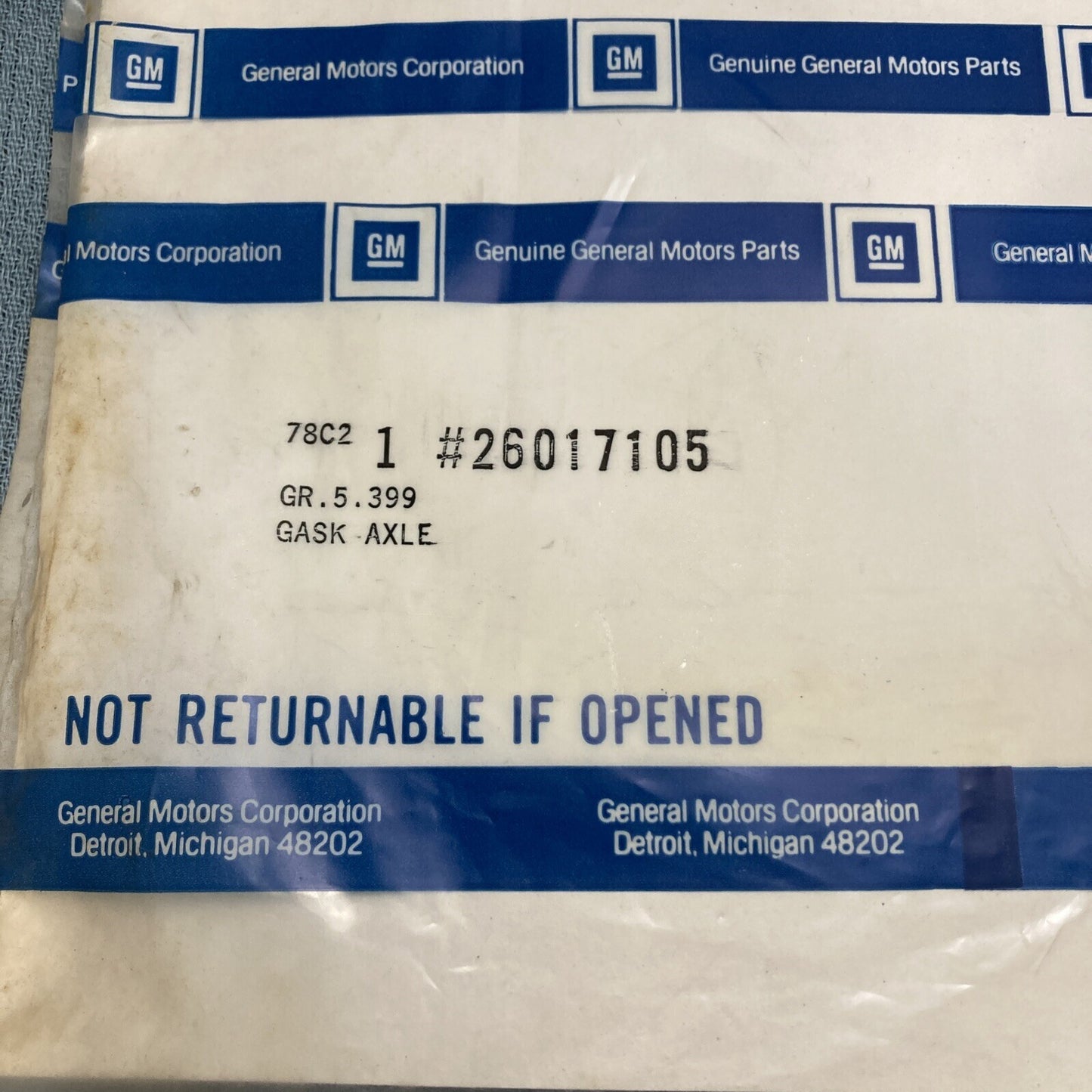 NEW GENUINE GM 26017105 GASKET, DIFFERENTIAL CARRIER COVER (FREE OF ASBESTOS)