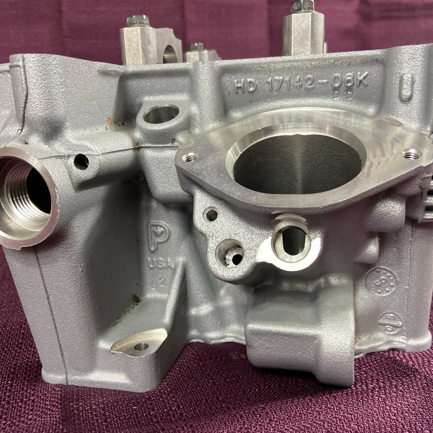 GENUINE HARLEY DAVIDSON 17142-08K V-Rod Front Cylinder Head Twin Cam Appears New