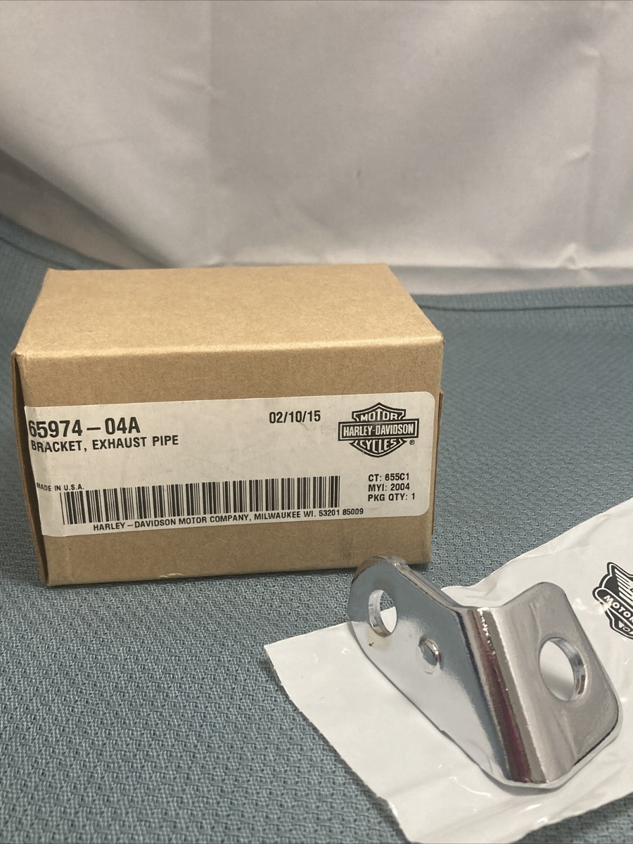 NEW GENUINE HARLEY DAVIDSON 65974-04A BRACKET, EXHAUST PIPE