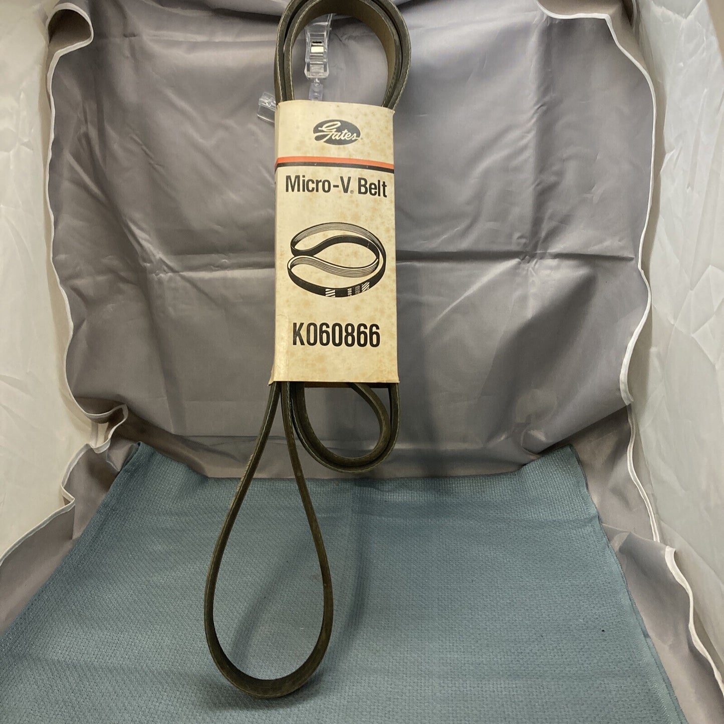 NEW GENUINE GATES K060866 MICRO-V BELT