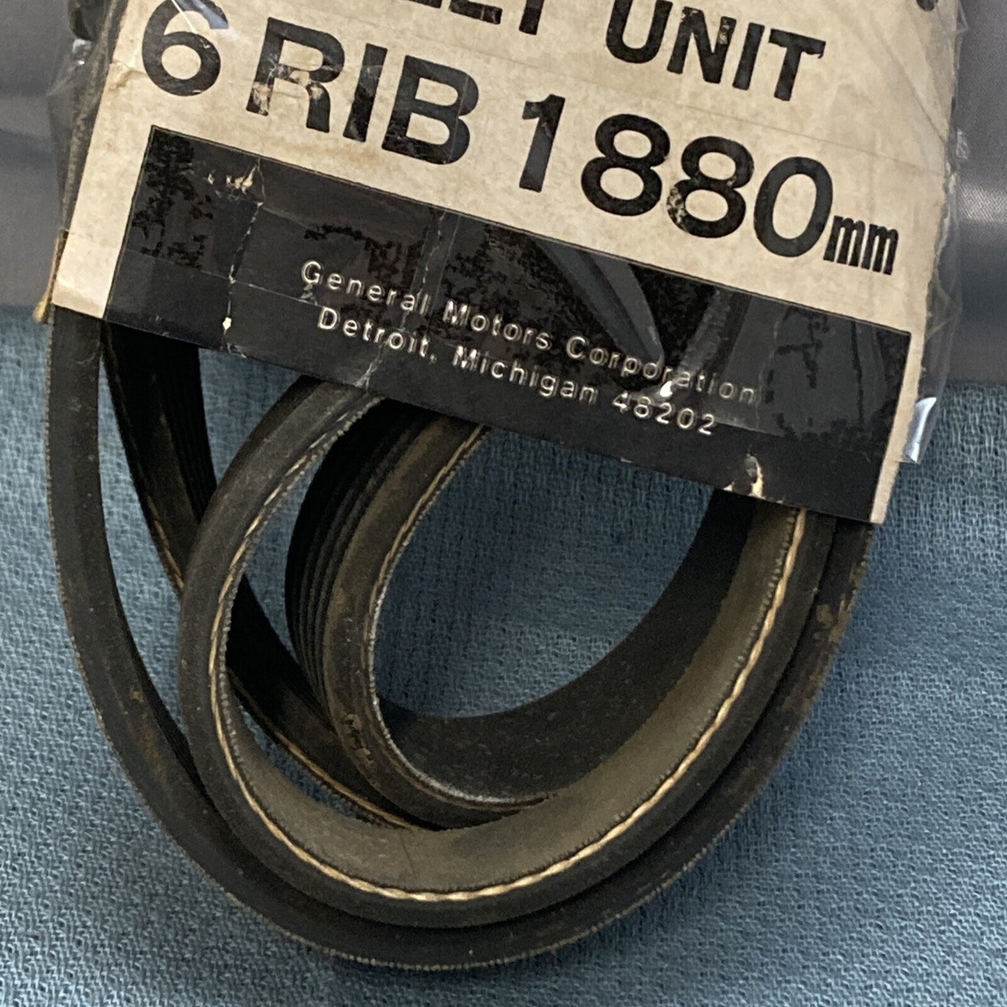NEW GENUINE GM 25519488 AUTOMOTIVE BELT UNIT 6 RIB 1880MM