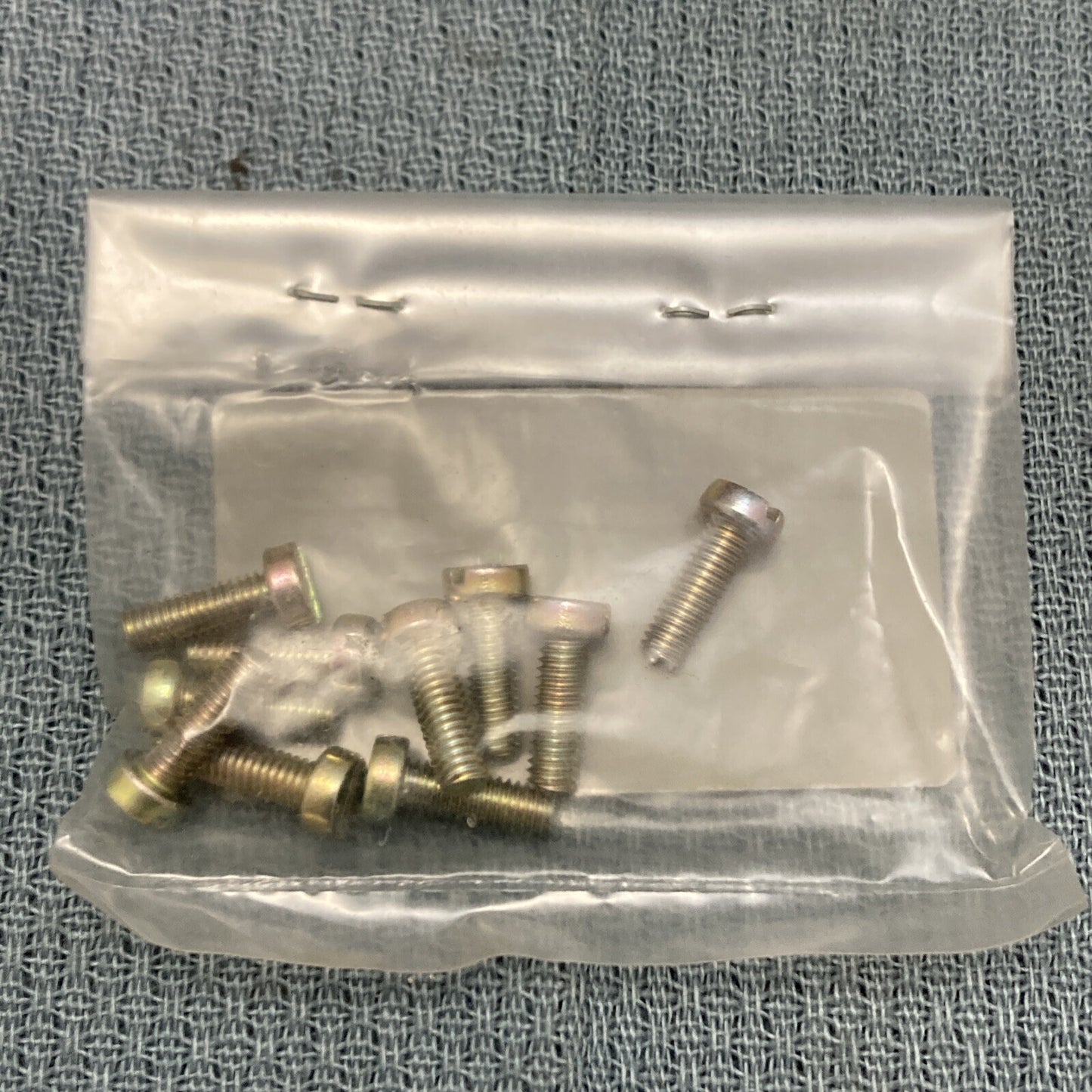 QTY 10 NEW TELEDYNE 106-62393-08 SCREW S3 0412