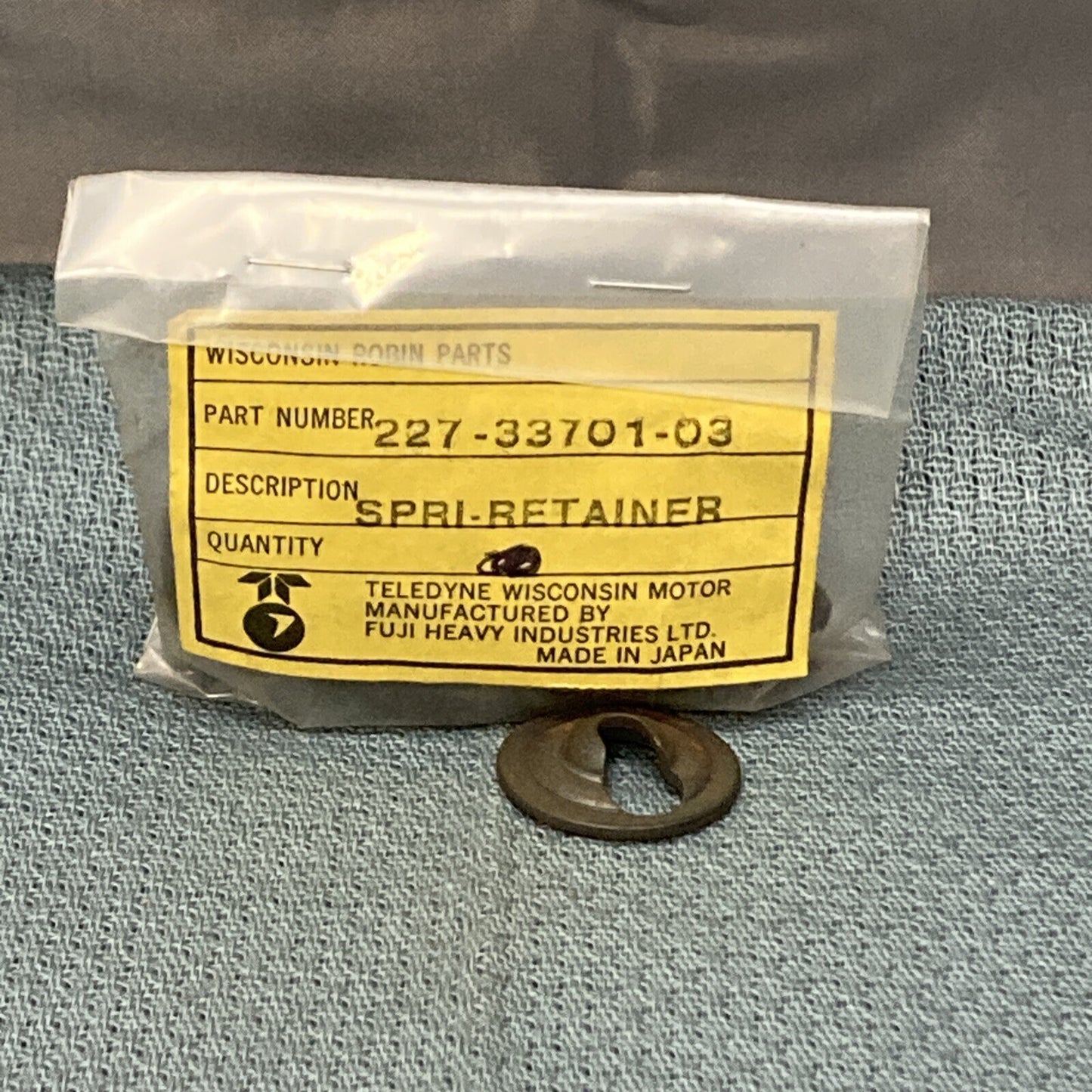 NEW WISCONSIN ROBIN 227-33701-03 SPRING RETAINER
