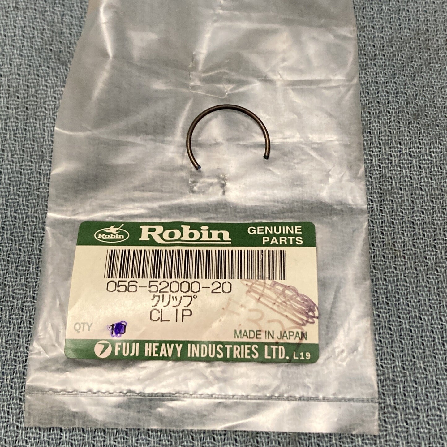 NEW GENUINE ROBIN 056-52000-20 CLIP