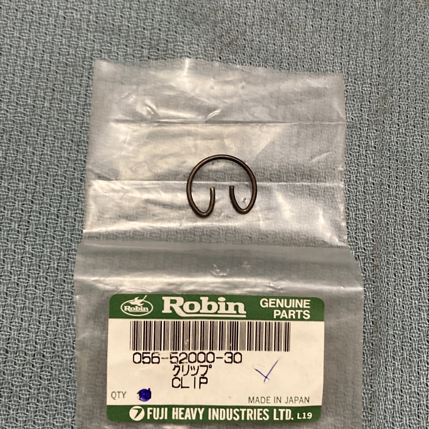 NEW GENUINE ROBIN 056-52000-30 CLIP