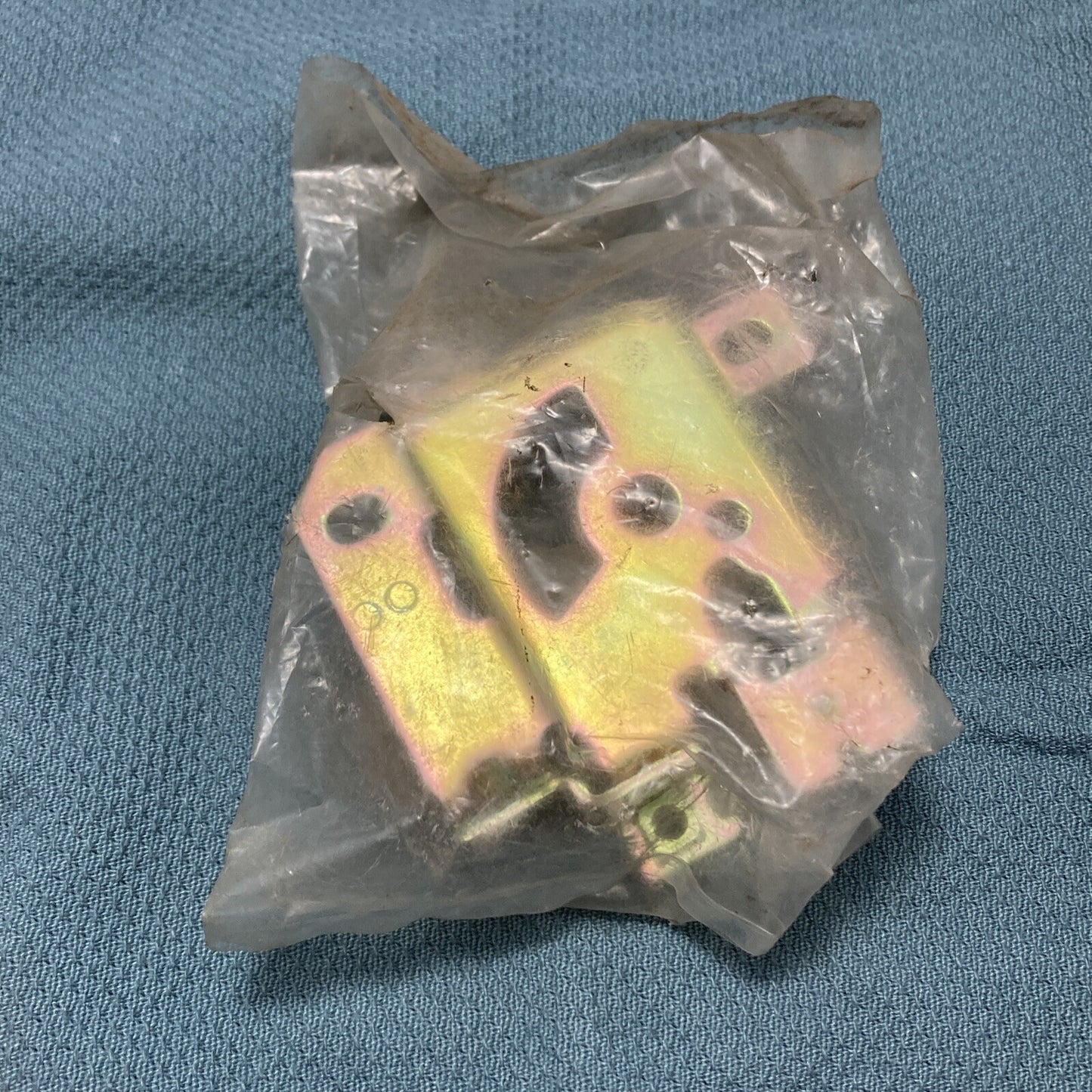 NEW TELEDYNE TOTAL POWER 235-44303-11 SPEED CONTROL BRACKET