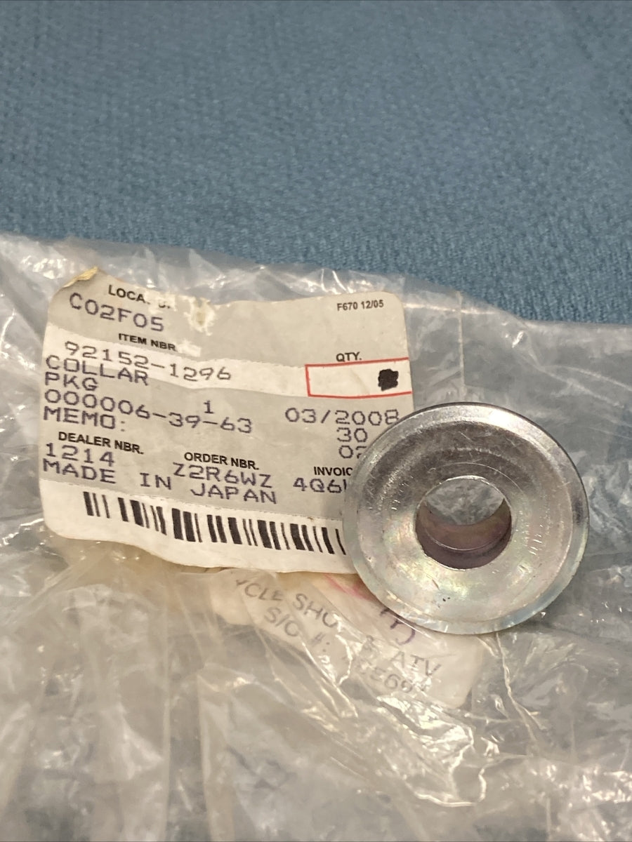 NEW GENIUNE KAWASAKI 92152-1296 COLLAR, SUSPENSION