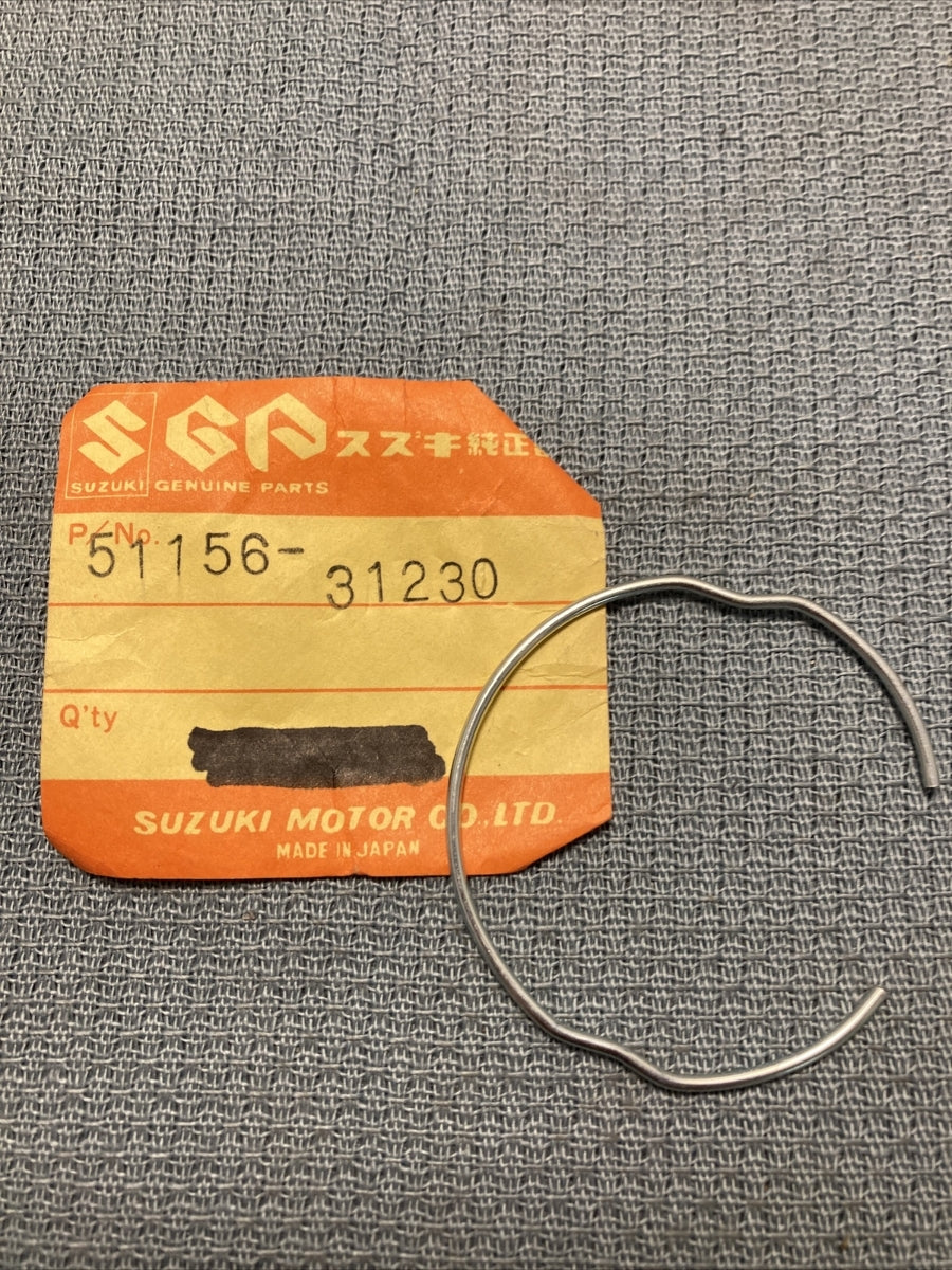 NEW GENIUNE SUZUKI 51156-31230 PROCEDING 51156-31231, 51156-45440
