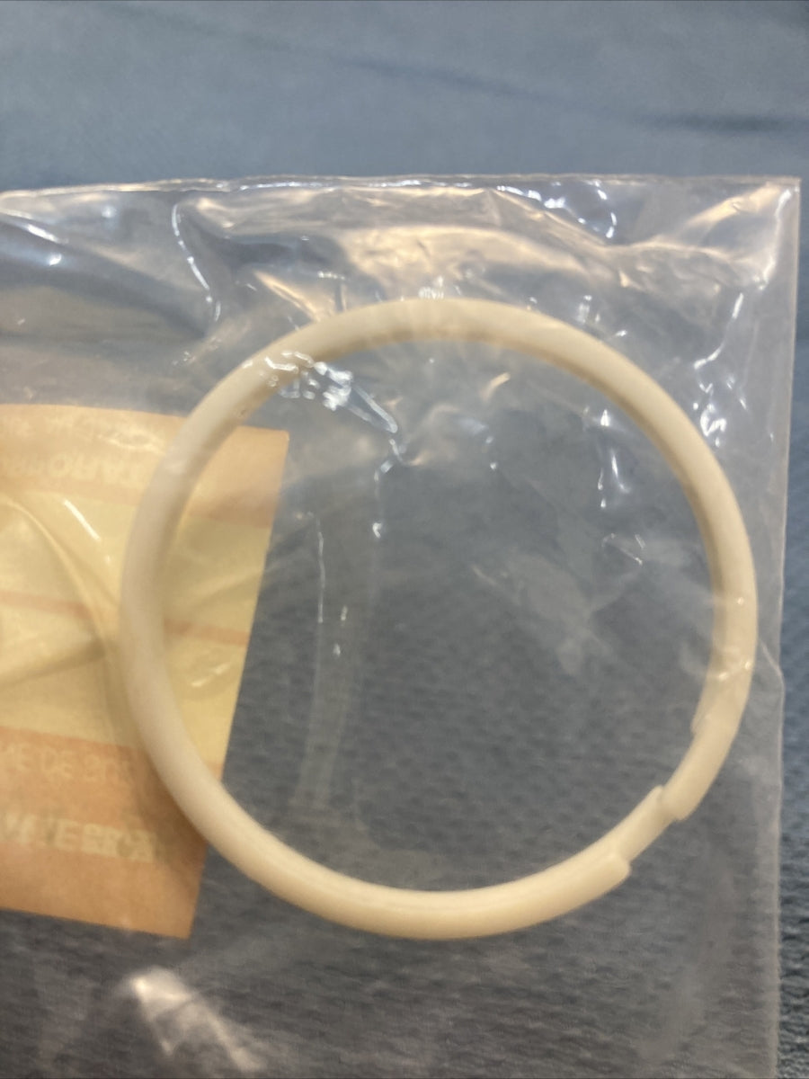 NEW GENIUNE SUZUKI 51176-43D00 Ring, Piston FRONT DAMPER