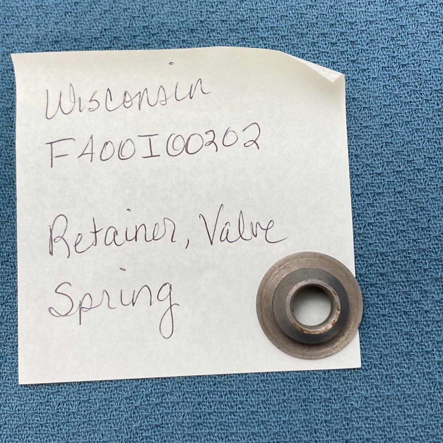NEW REPLACES WISCONSIN F400I00202 RETAINER, VALVE SPRING
