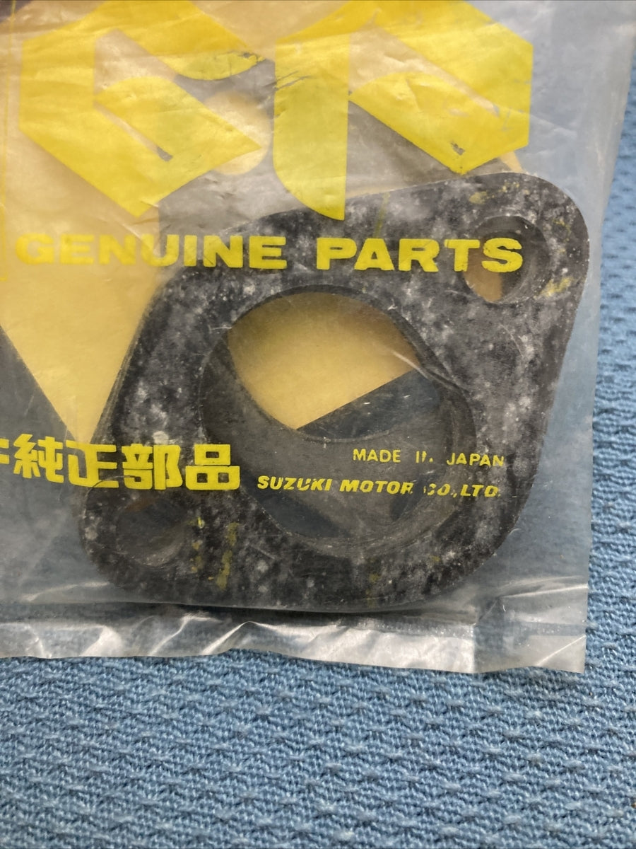 QTY 2 NEW GENIUNE SUZUKI 13125-28000 Gasket, Carburetor