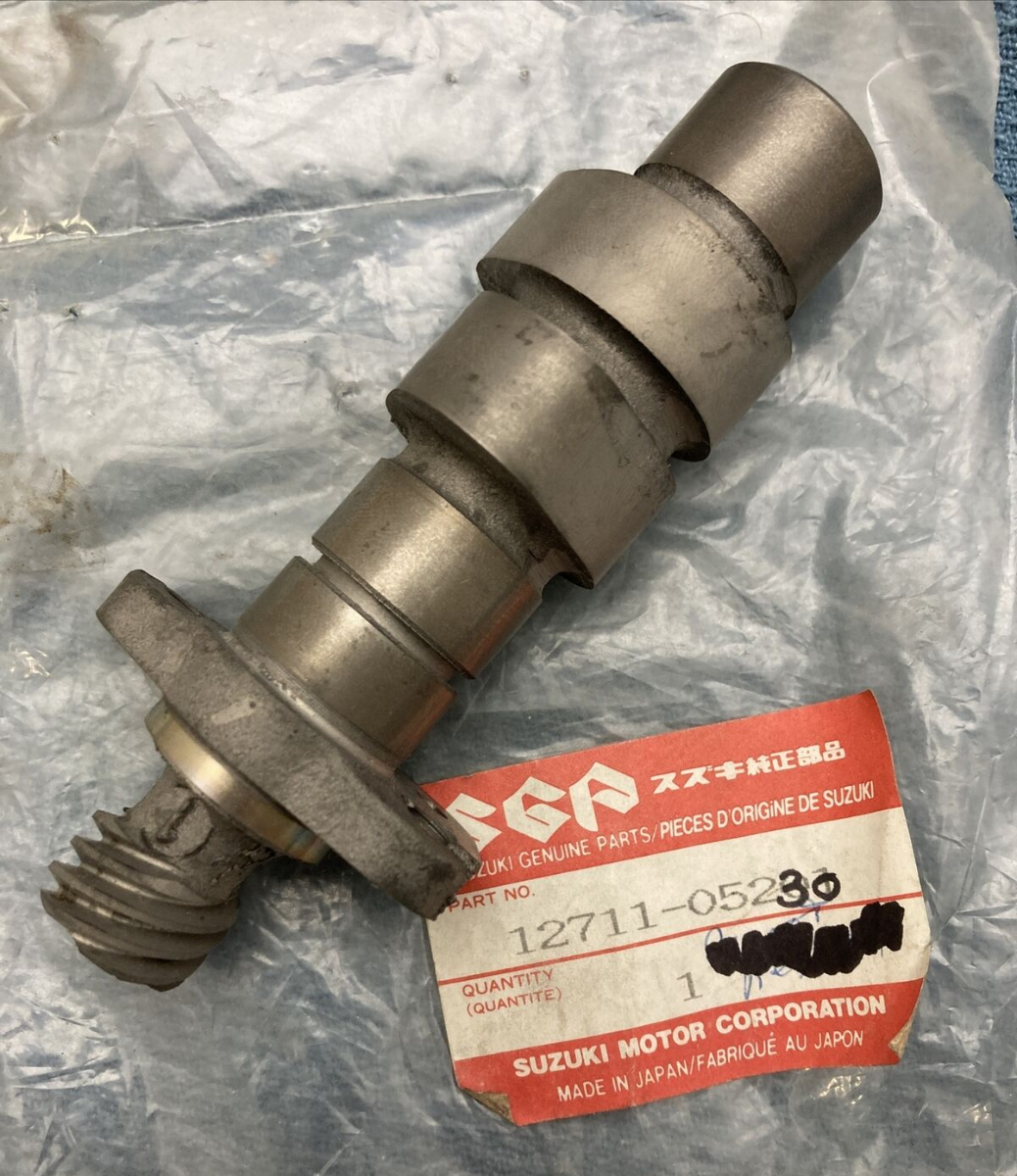 NEW GENIUNE SUZUKI 12711-05230 Cam Shaft