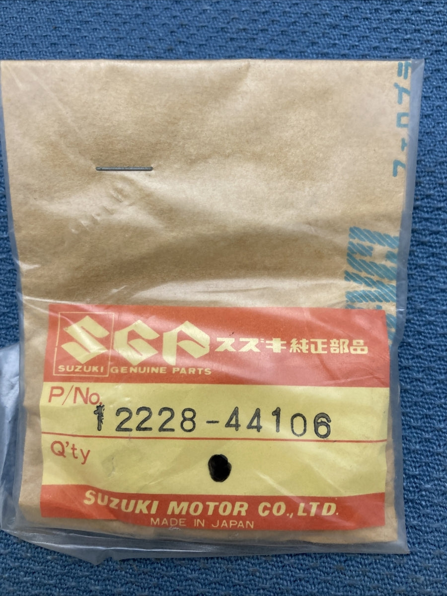 NEW GENIUNE SUZUKI 12228-44106 Bearing, Thrust