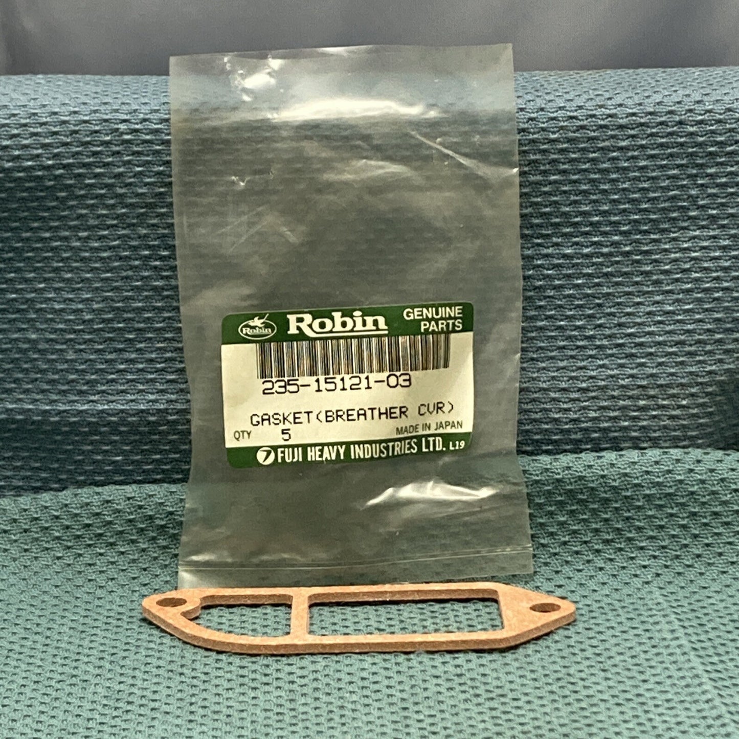 NEW GENUINE SUBARU ROBIN 235-15121-03 GASKET, BREATHER COVER