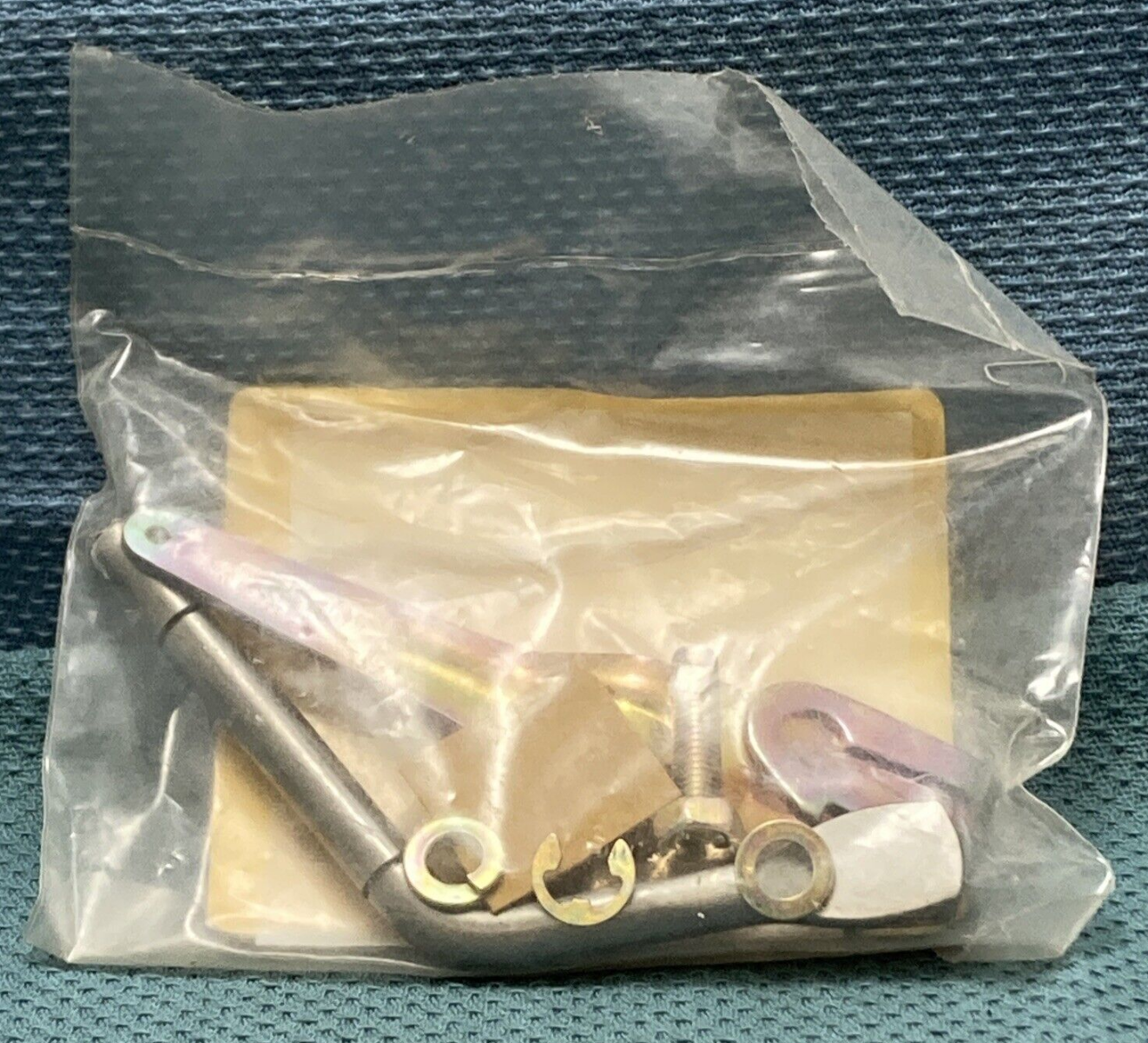 NEW GENUINE TELEDYNE TOTAL POWER 226-42302-07 GOVERNOR LEVER & SHAFT SET