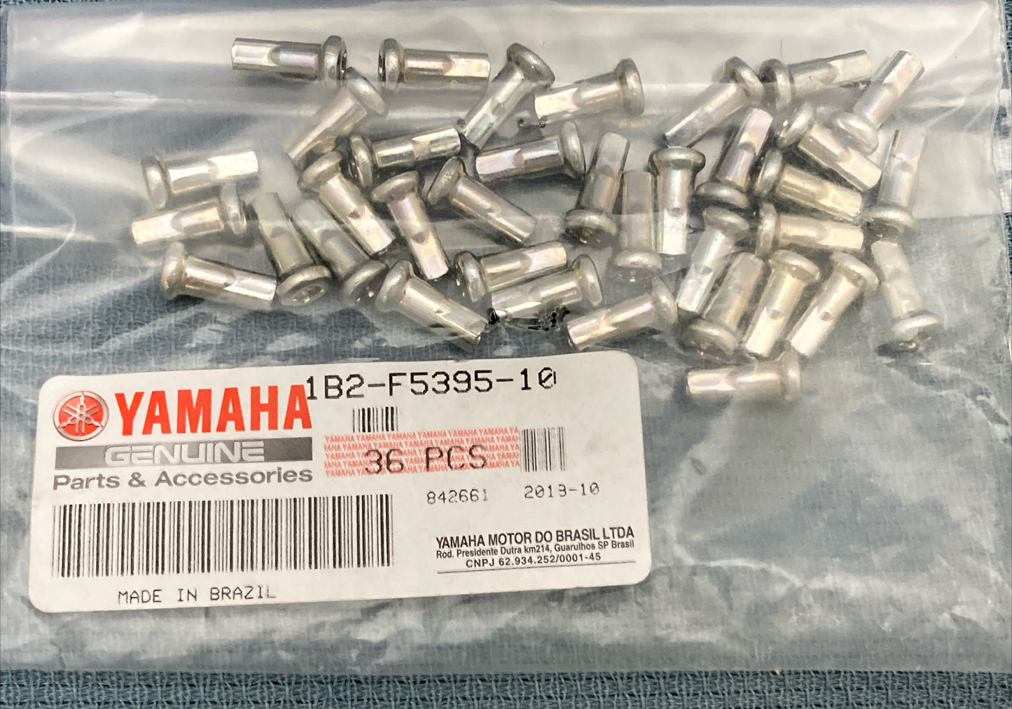 NEW GENUINE YAMAHA 1B2-F5395-10 SPOKE NIPPLE SET OF 36