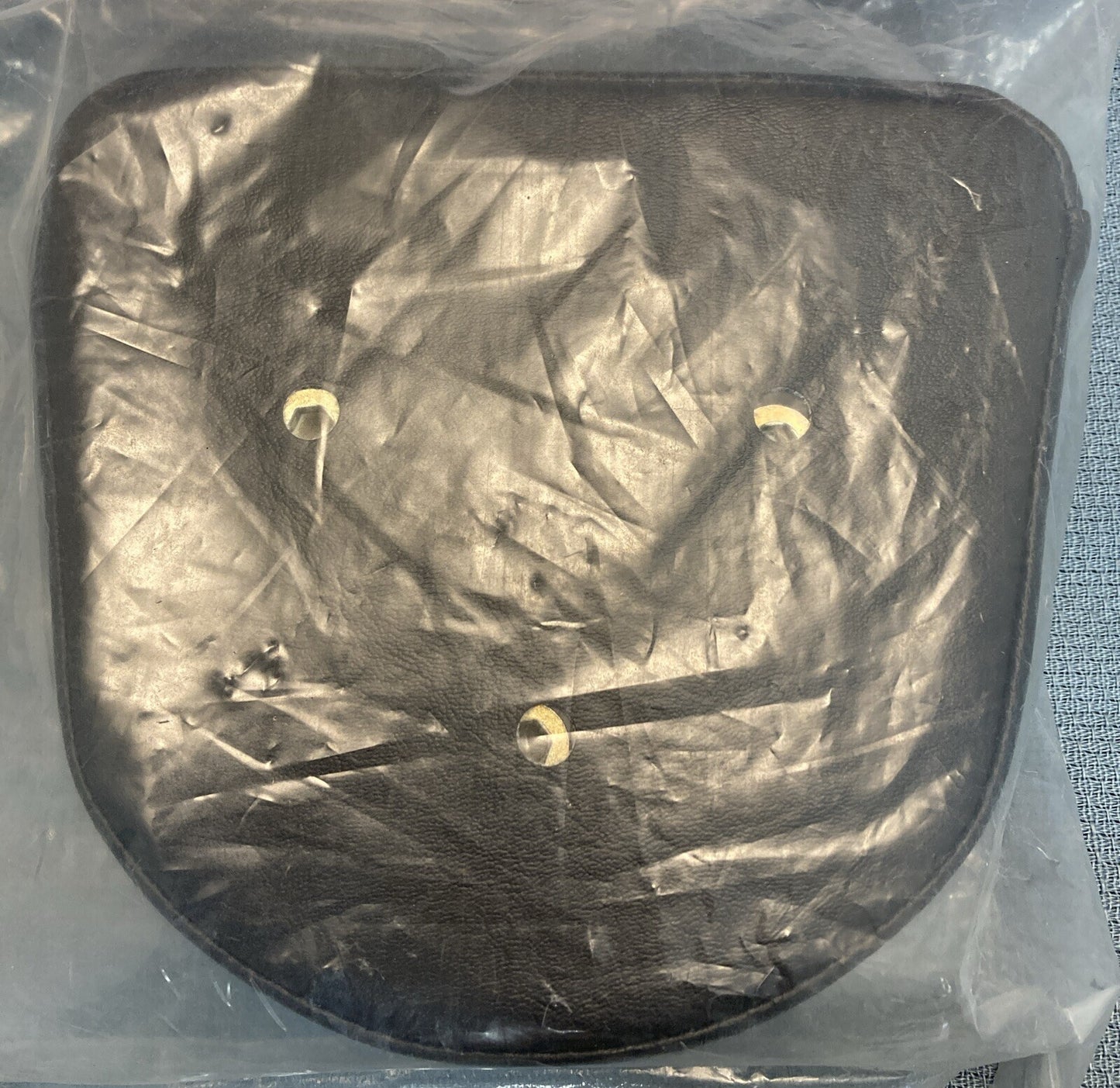 NEW GENUINE YAMAHA 1TP-F84B0-V0 Backrest Pad Kit - Std