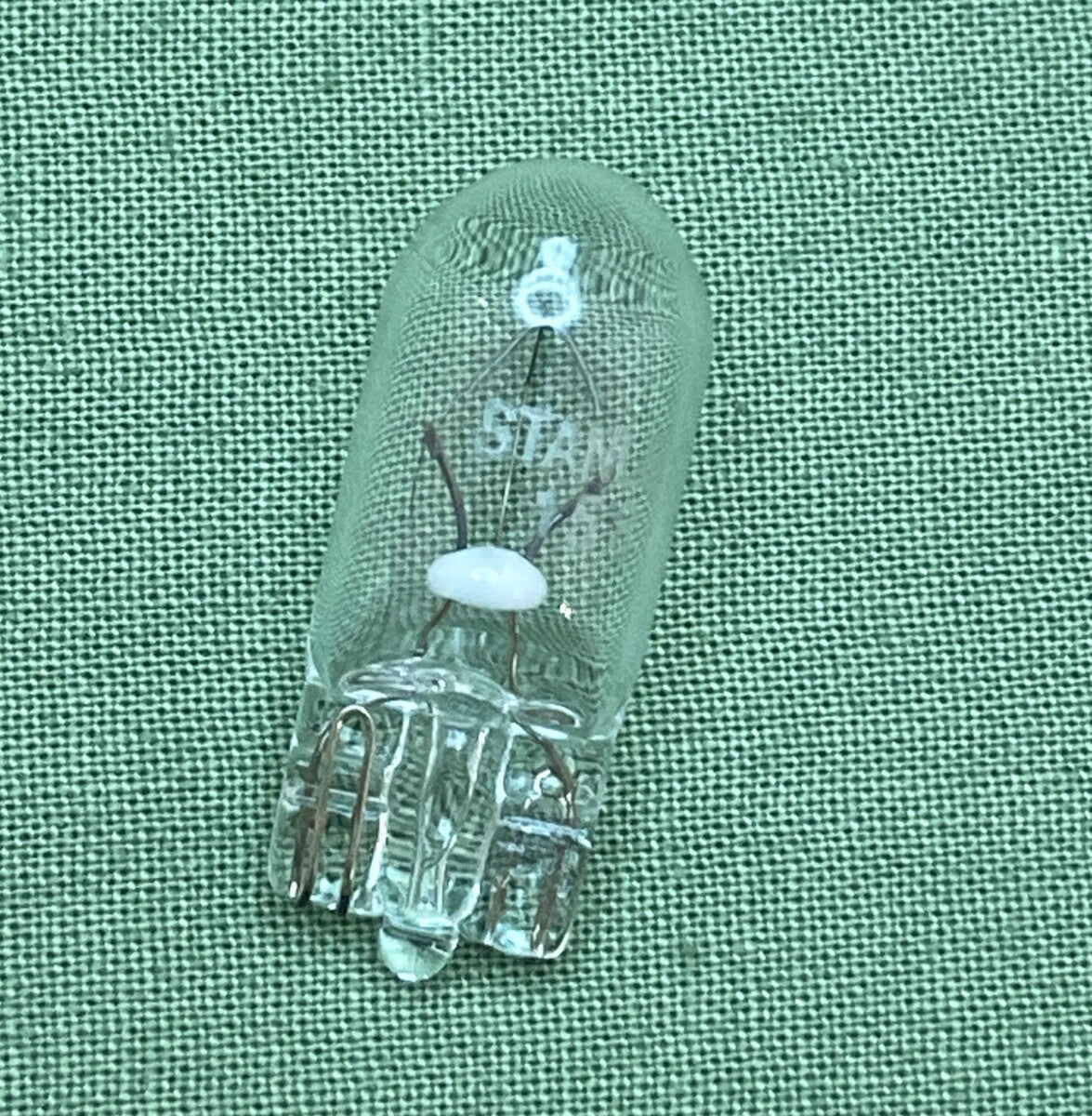 NEW GENIUNE KAWASAKI 92069-1007 Bulb, 12V 3.4W, T10