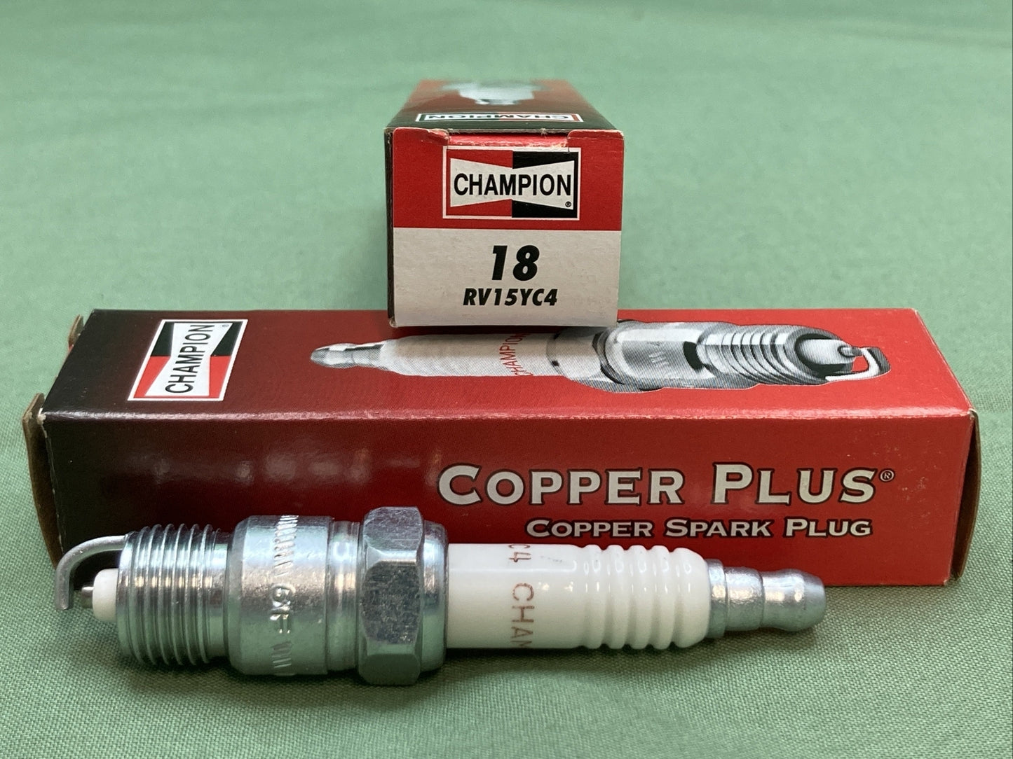 QTY 2 NEW CHAMPION 18 RV15YC4 COPPER PLUS SPARK PLUG