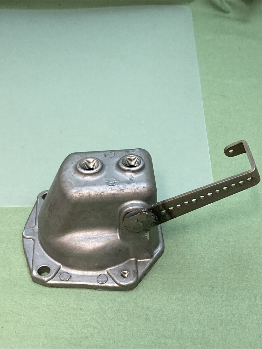 NEW GENUINE WISCONSIN CONTINENTAL TC422BS1 HOUSING, GOVERNOR