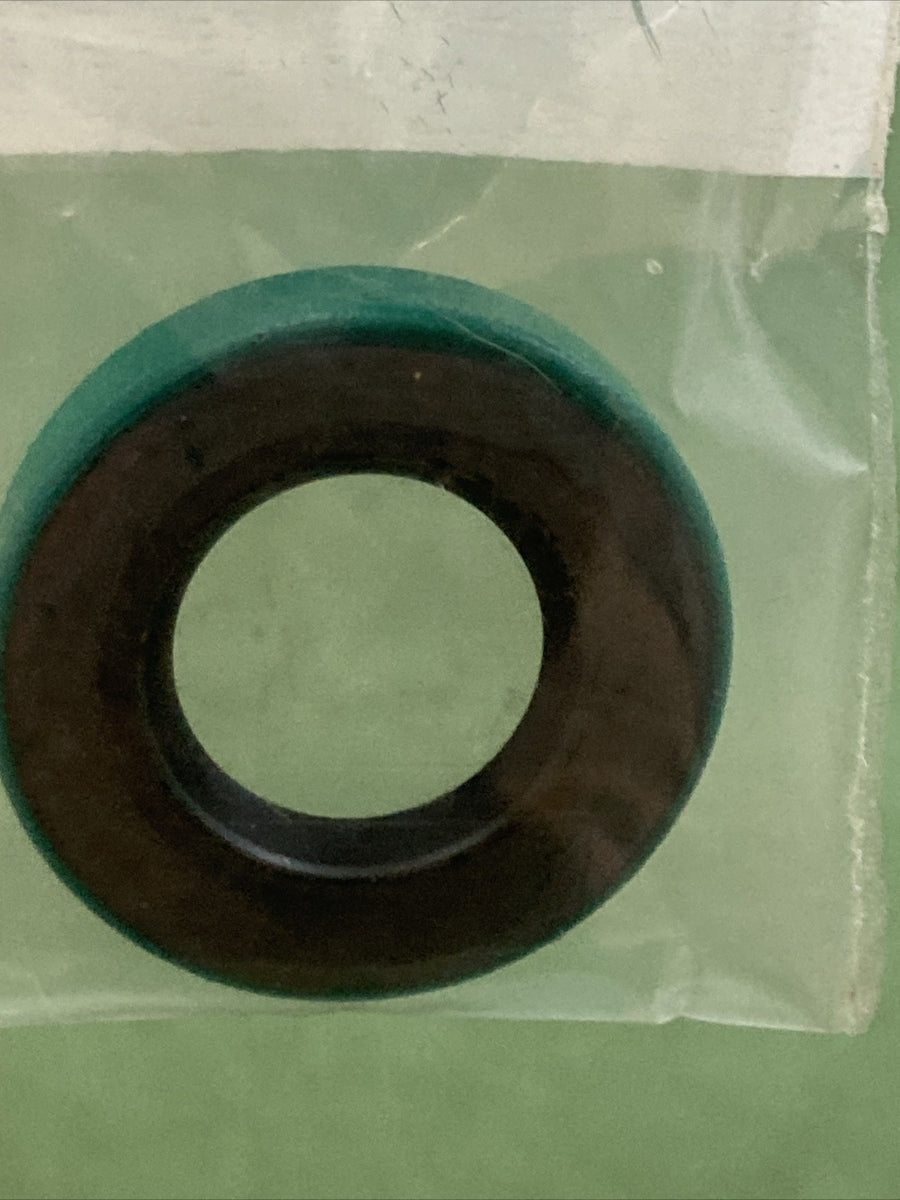 NEW GENUINE WISCONSIN PH557A SEAL OIL 1 1/2