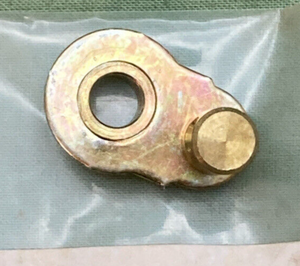 NEW GENUINE WISCONSIN VB262 SWIVEL BLOCK ASSEMBLY