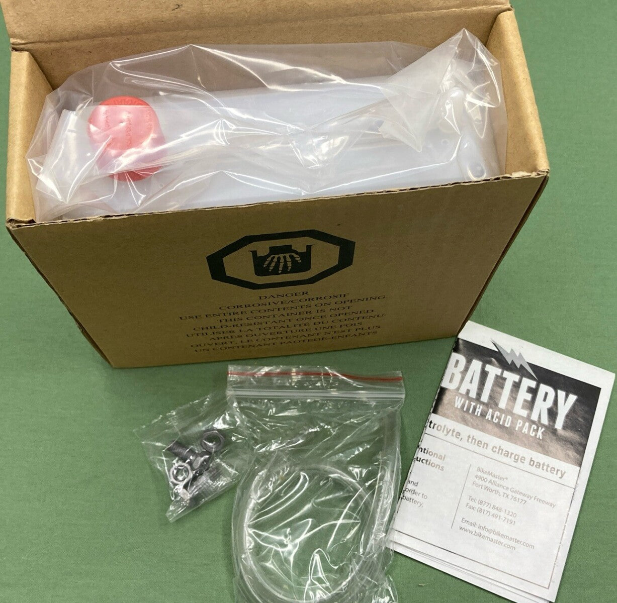 NEW GENUINE BIKEMASTER BB10L-B BATTERY W/ ACID PACK