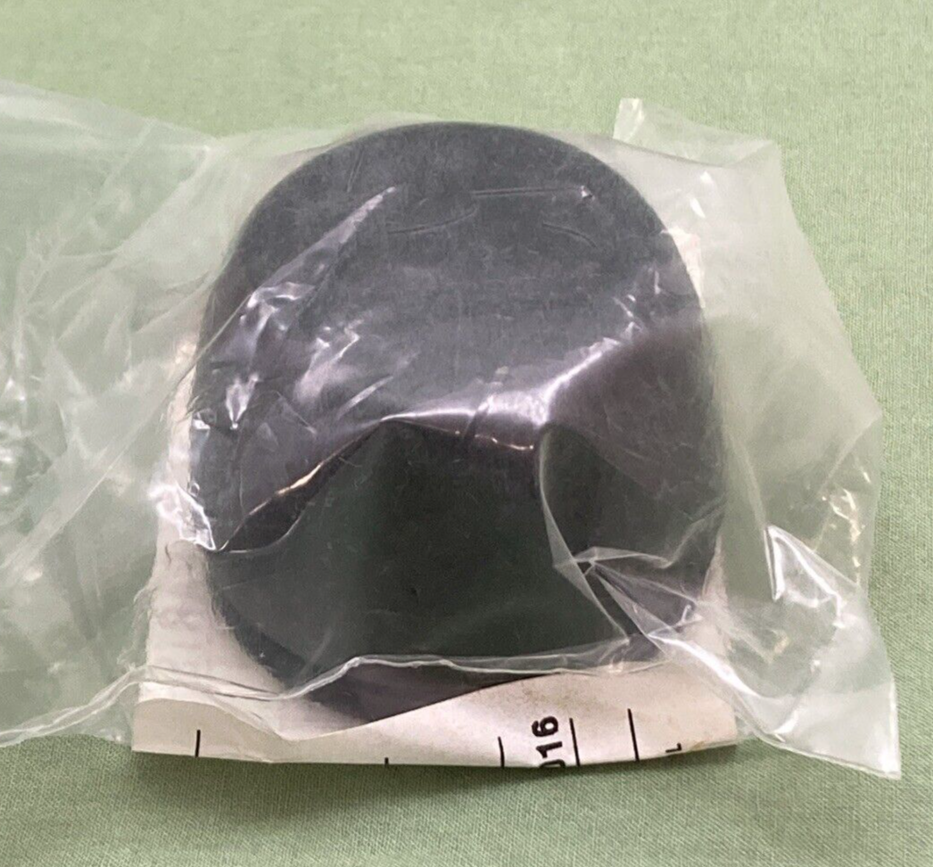 NEW GENUINE KAWASAKI 11065-0108 Cap, Wheel