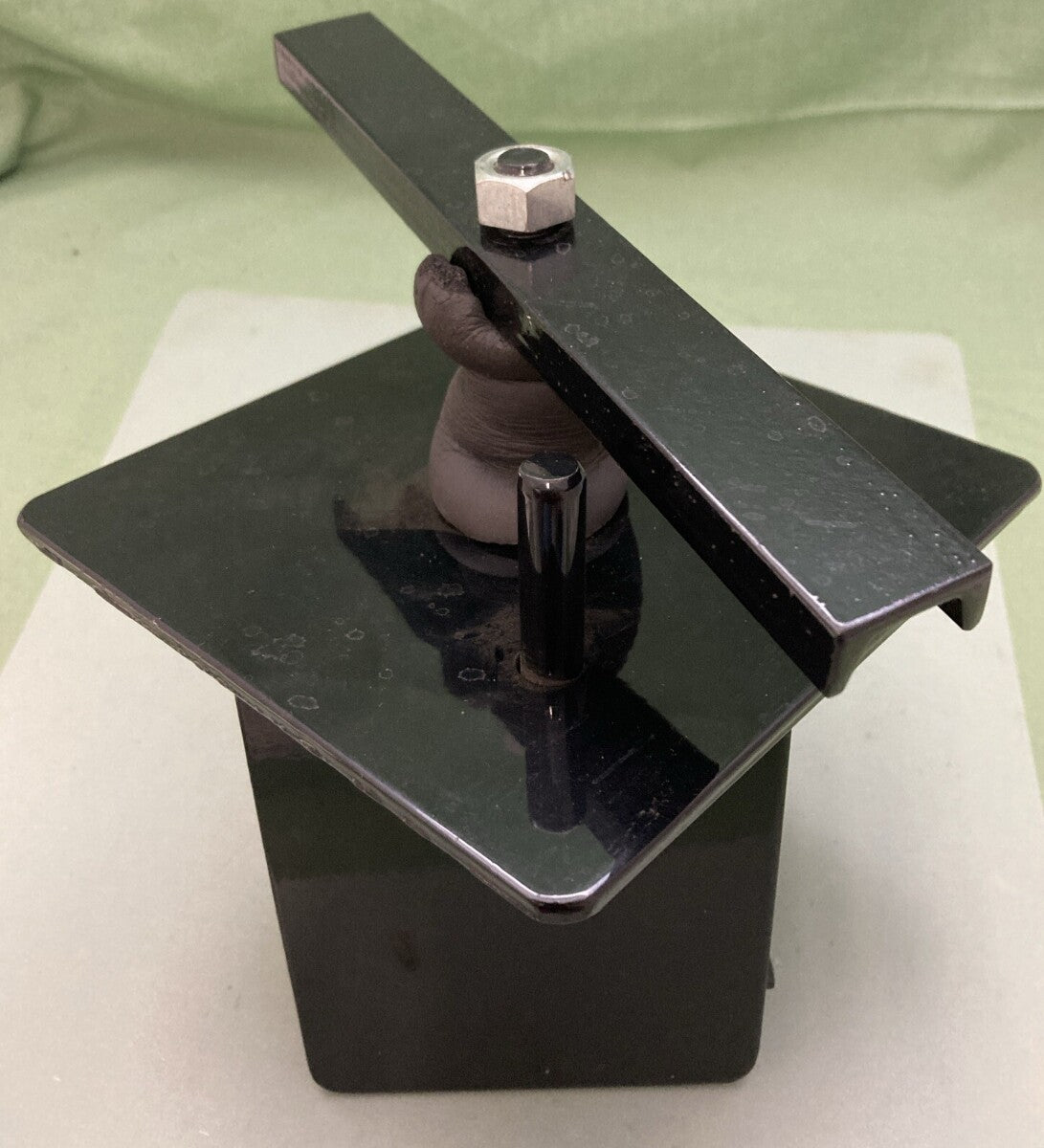 NEW EAGLE 4478 SPARE TIRE HOLDER