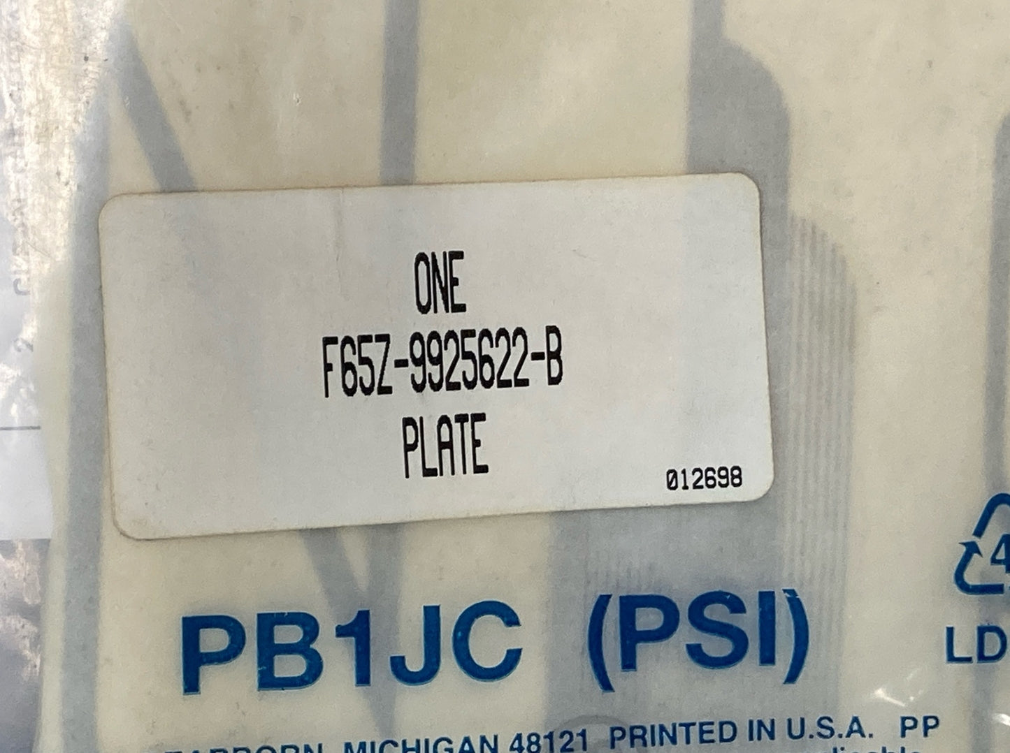 NEW GENUINE FORD F65Z-9925622-B "4X4 OFF ROAD" TAPE DECAL '97-'00 F-150 & F-250