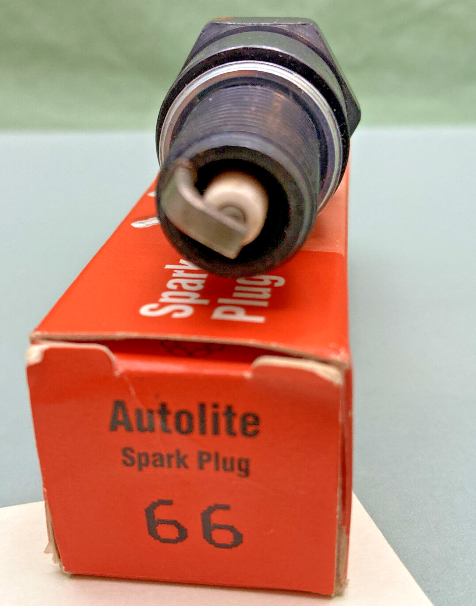 QTY 2 NEW ALLIED SIGNAL 66 BPR4HS SPARKPLUG COPPER CORE