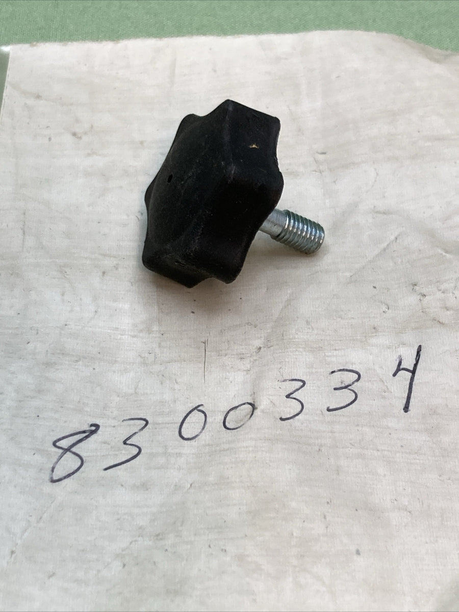 NEW REPLACES OLEO MAC CHAINSAW 830-0334 KNOB
