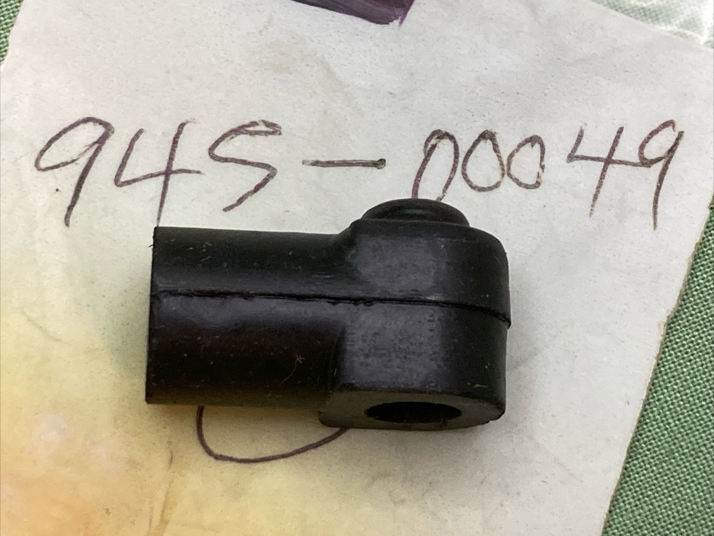 NEW REPLACES EFCO 94500049 CHAINSAW SPARK PLUG CAP