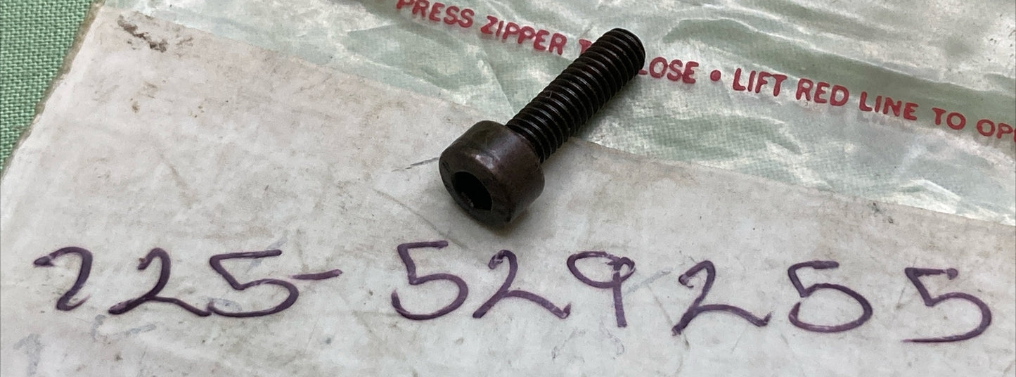 NEW REPLACES HUSQVARNA 725529255 SCREW