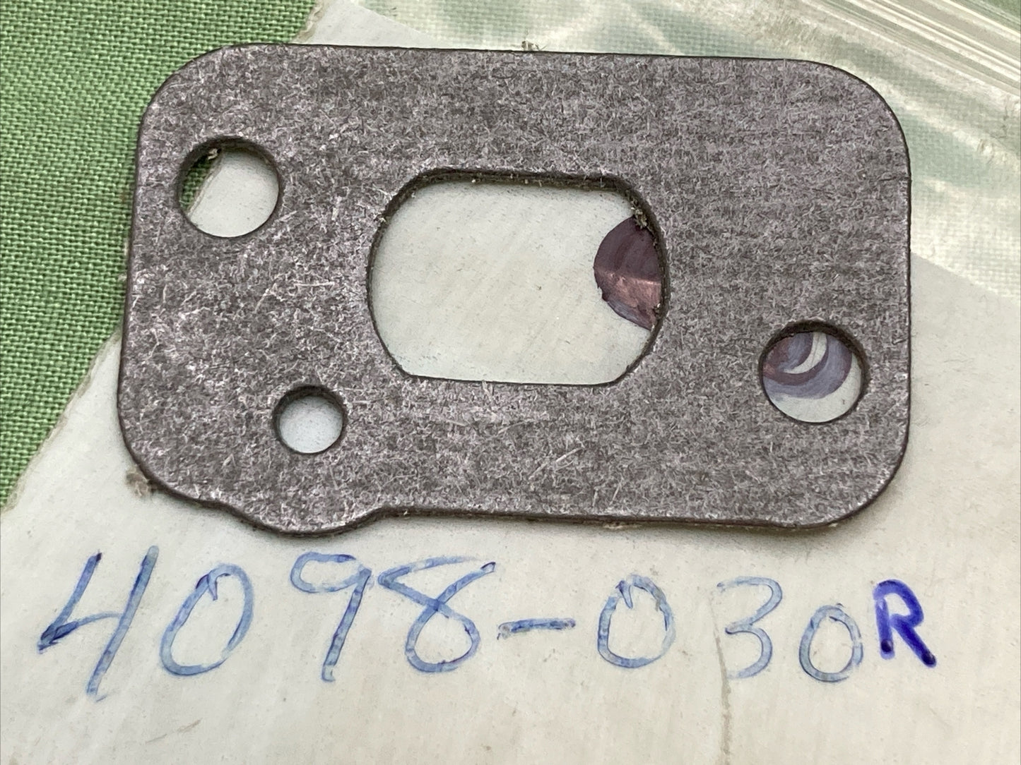 NEW REPLACES EFCO 4098030R GASKET
