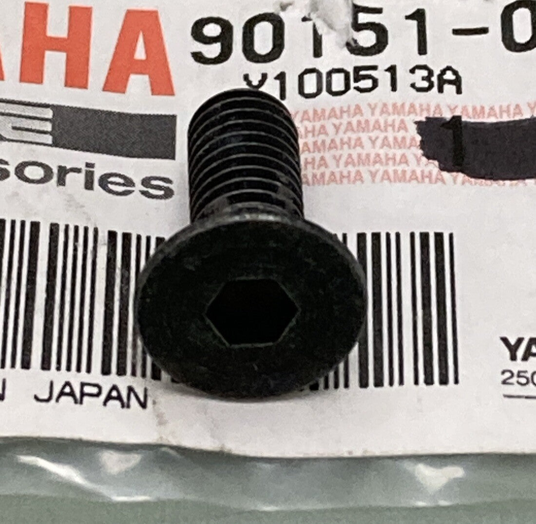 NEW GENUINE YAMAHA 90151-06061 CRANKCASE Screw, Countersunk